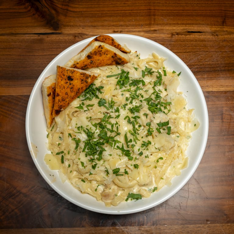 Fettuccine Alfredo Delight